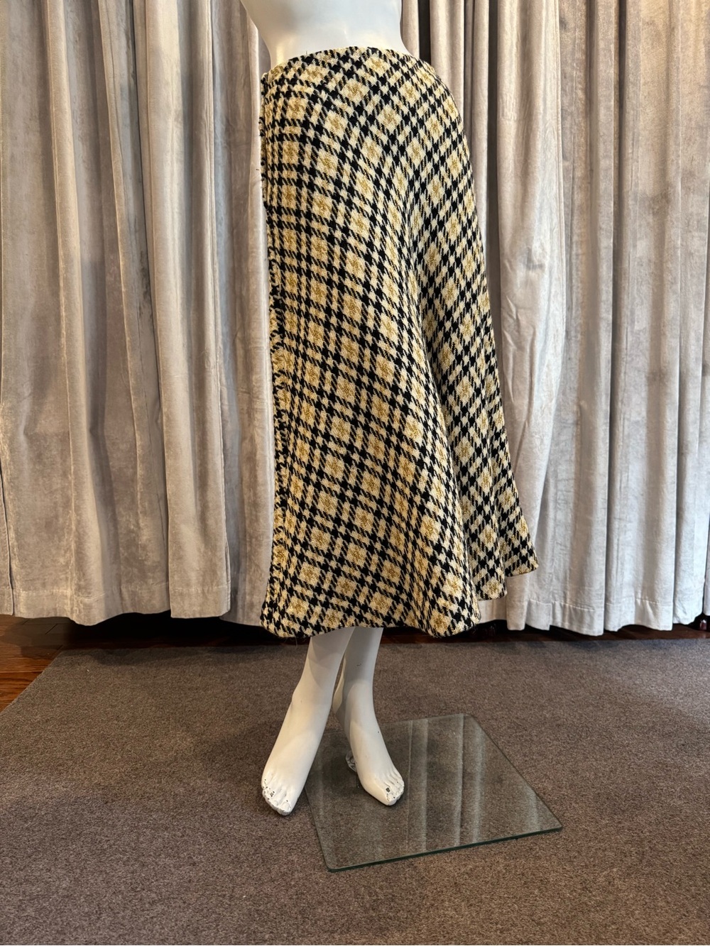 Classic Bias cut Black & Cream Plaid knit Midi Skirt